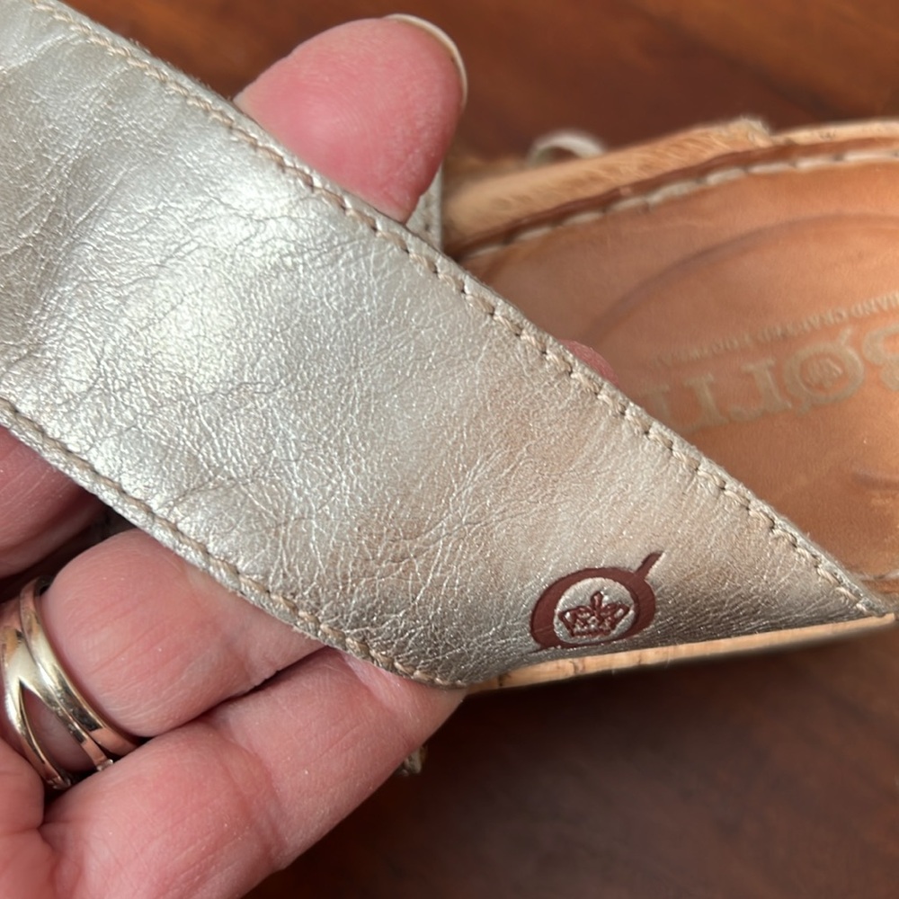 Born wedge slip on sandals. So very comfy and cute! - Picture 5 of 11